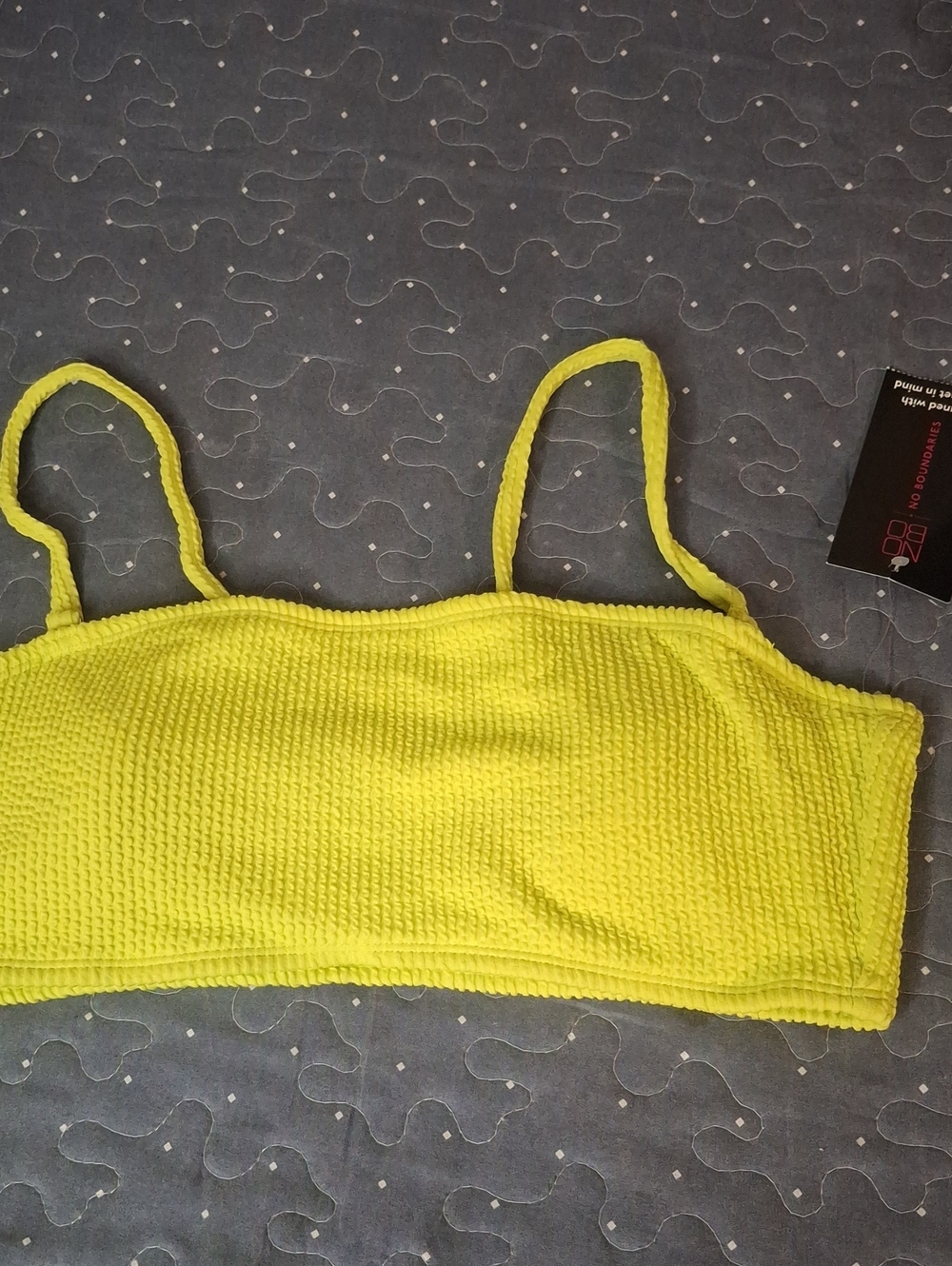 No Boundaries Women’s Textured citrus sizzle Bralette size large NWT